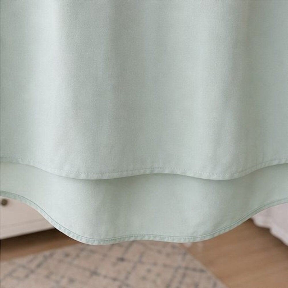 Emerald Ruffle Blouse - Picture 6 of 6